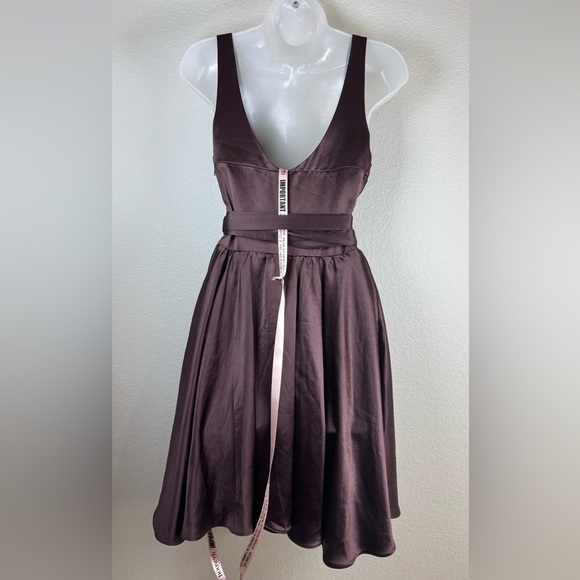 House of CB Shiema Rich Brown Fit & Flare Deep Vneck Mini Dress Size S Party - Picture 5 of 11